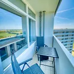 - Haus H, App 0h0909