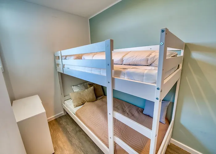 - Haus H, App 0h0909 Apartment *